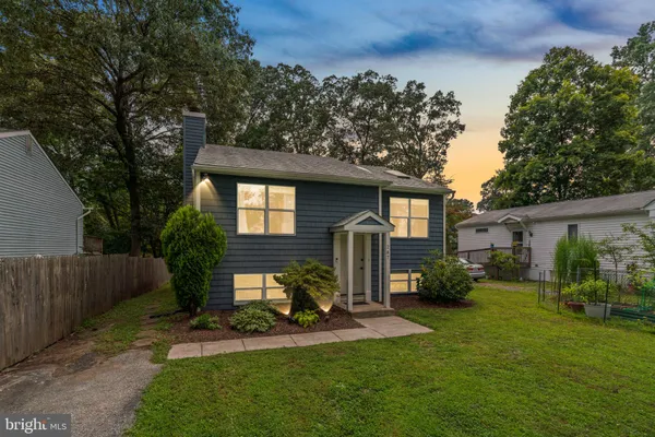 287 N DR