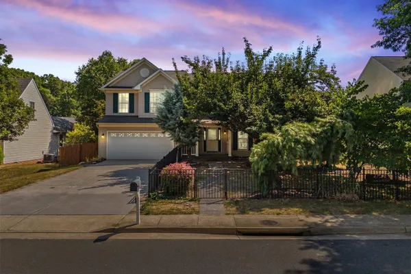 1148 HAPPY RIDGE DR