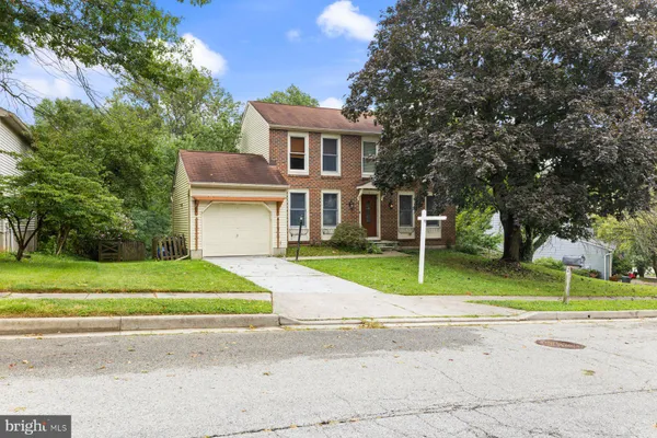 2 TOPWOOD CT