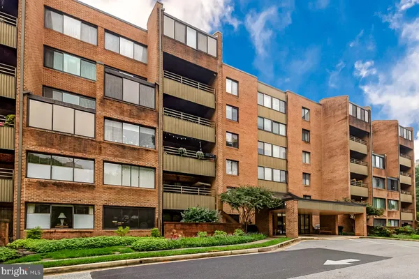 2 SOUTHERLY CT 602