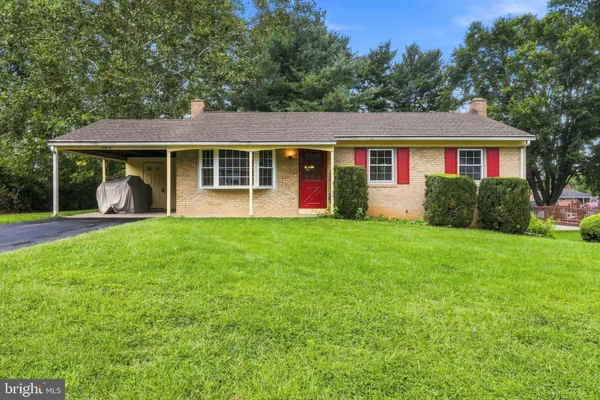 10831 ROSEWOOD DR