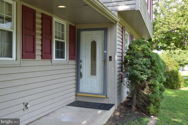 23 PEMBROOK RD
