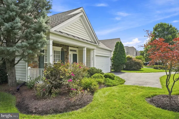 108 PETUNIA DR