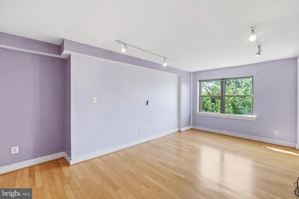 212 OAKWOOD ST 315