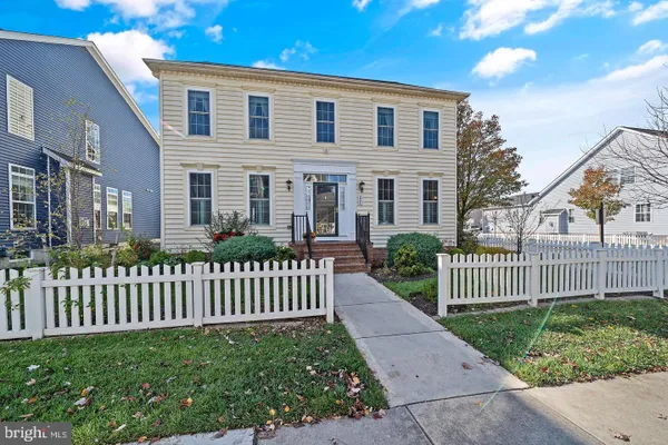 224 SUNDANCE LN