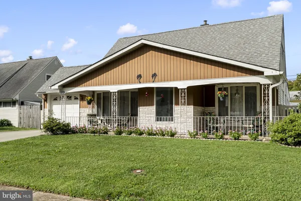 189 KENWOOD DR