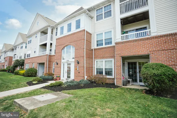 1305 SHERIDAN PL 70