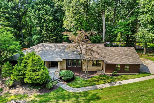 2306 CAVES RD