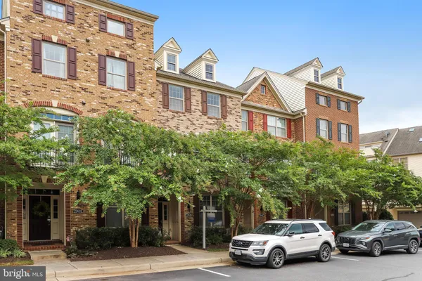 22630 CAMBRIDGEPORT SQ