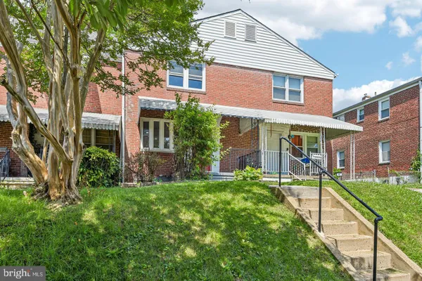 44 N ATHOL AVE