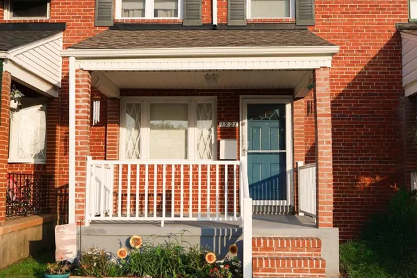 1921 MERRITT BLVD