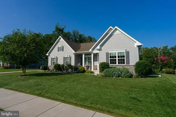 31417 BAREFOOT CIR