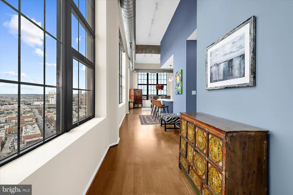 1200 STEUART ST 1511
