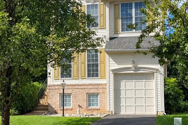 13488 WANSTEADT PL