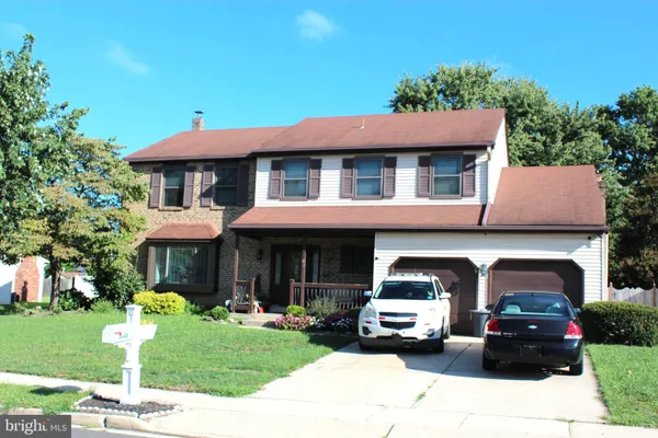 83 BOOTHBY DR