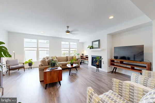 13827 ESTUARY PL