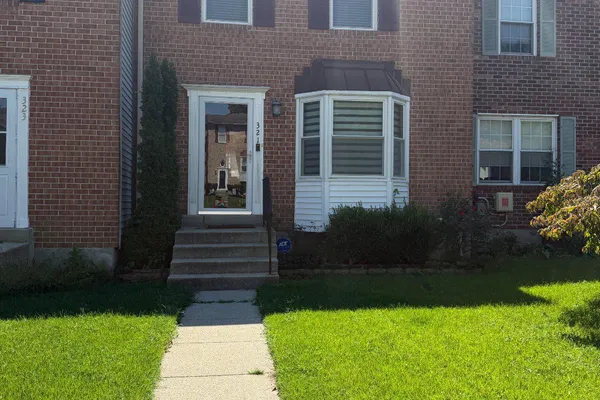 321 COOL BREEZE CT