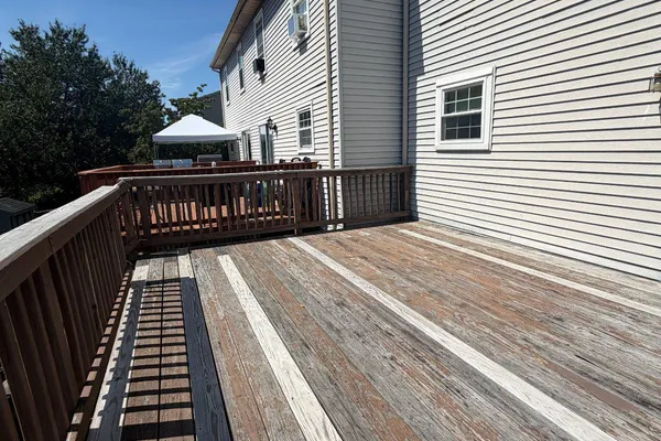 321 COOL BREEZE CT