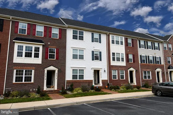 22618 MAJESTIC ELM 57