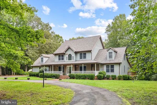 2381 NANCY LN