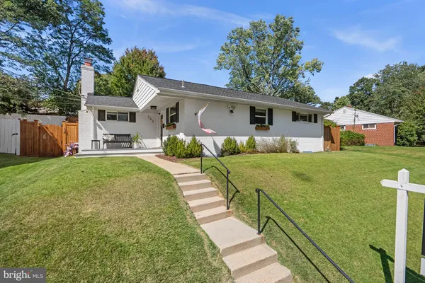 303 BELTON RD