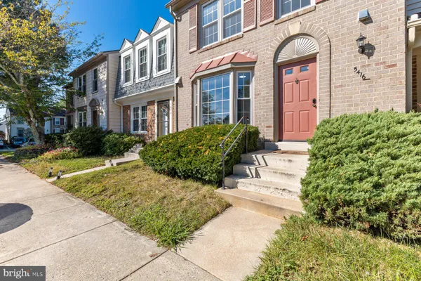5416 NEW LONDON PARK DR