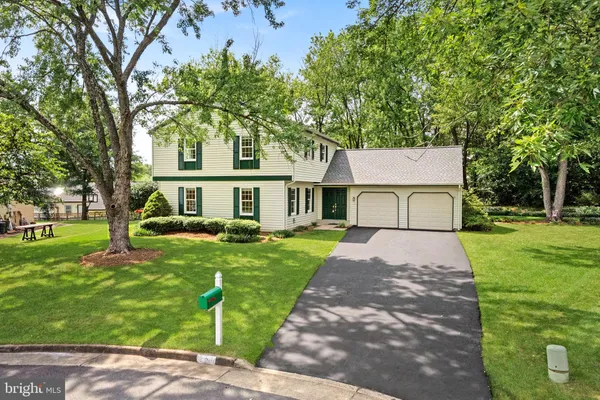 115 COFFEE TREE CT