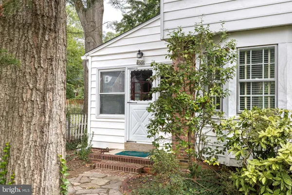 4606 DREXEL RD