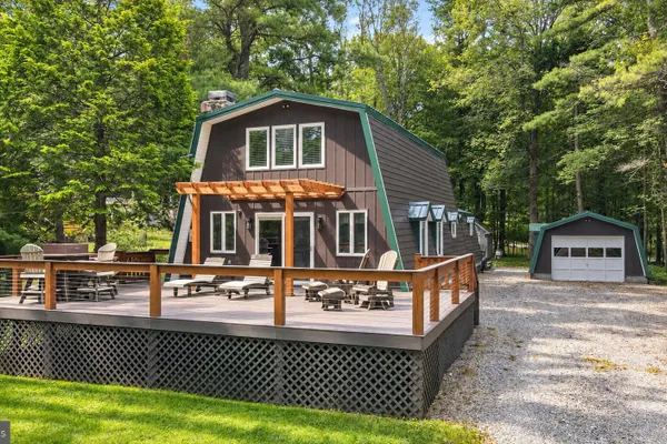 1021 SKY VALLEY DR