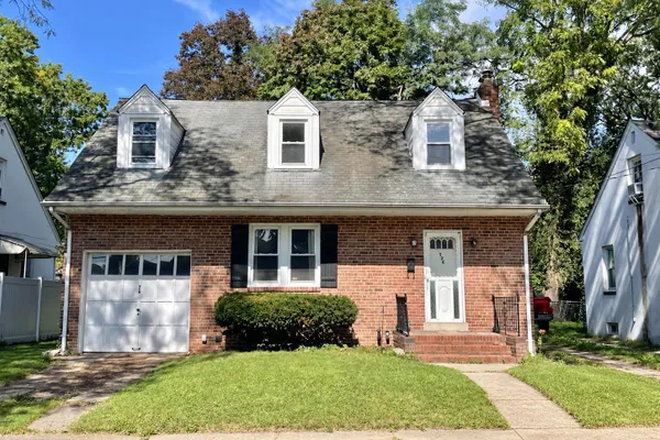 226 COLUMBIA AVE