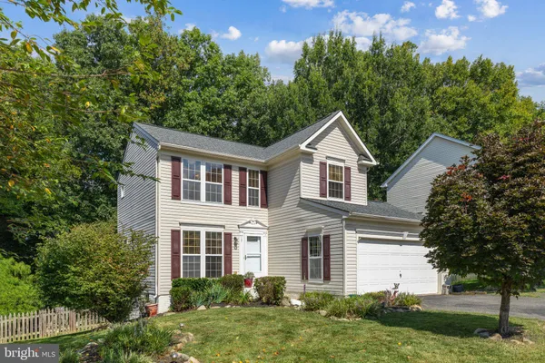 17 EMERALD DR