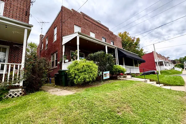 256 HAZEL ST