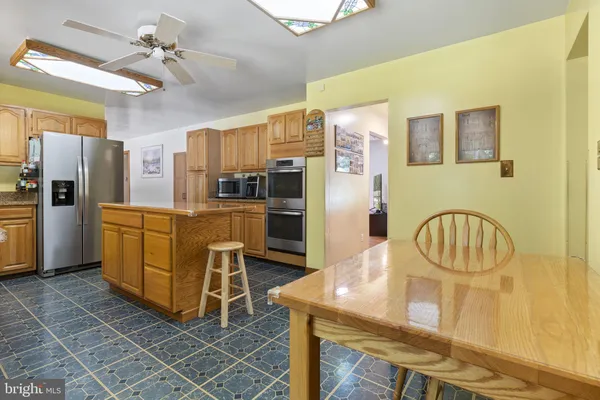 7710 WALKING DEER PL