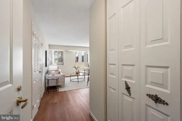 4601 N PARK AVE 220V
