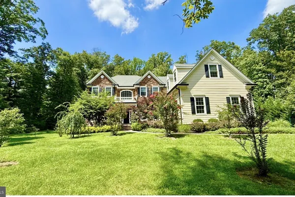 28 BEECH HILL CIR