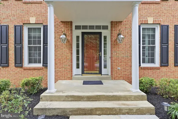 4509 RANDOM RIDGE CIR