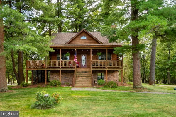 1529 PARADISE POINT RD