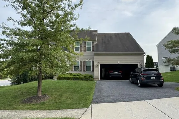 2877 MAHLA CT
