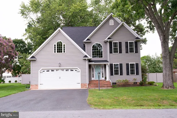 10 SHAWNEE RD