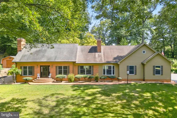 9599 WOODBERRY FOREST RD
