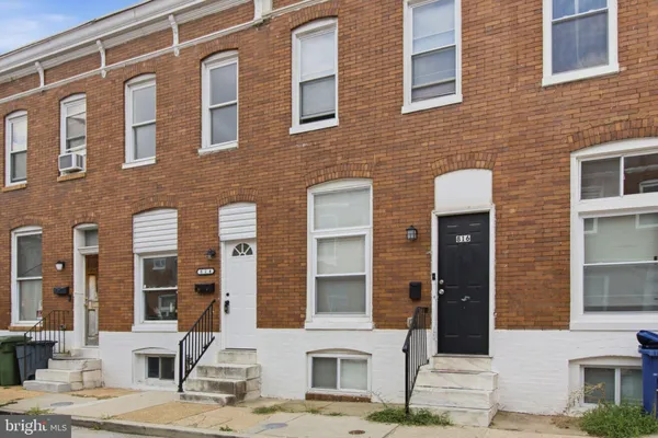 814 N ROSE ST