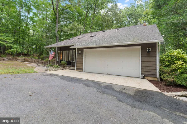 580 PINEDALE DR