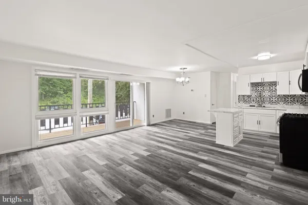 3122 BRINKLEY RD 4201