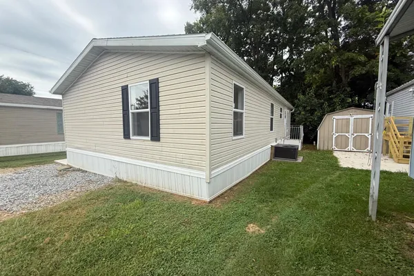 100 MARKET ST 16