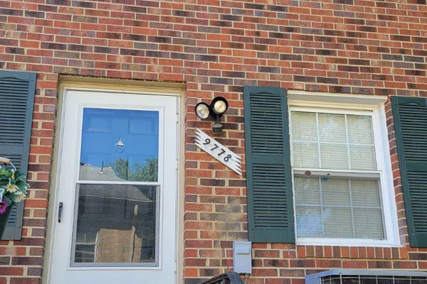 9778 HAGEL CIR 56/B