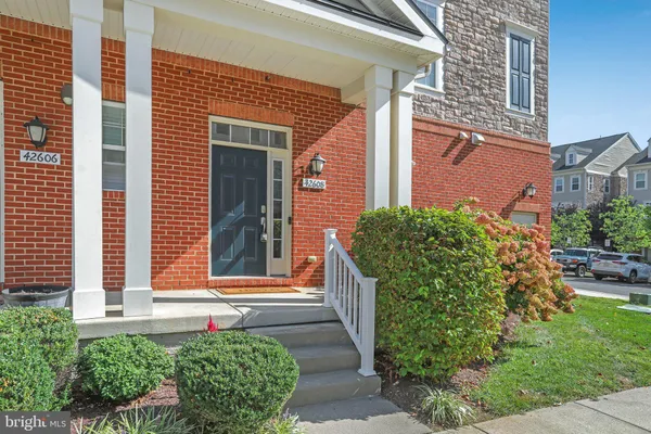 42608 CAPITOL VIEW TER