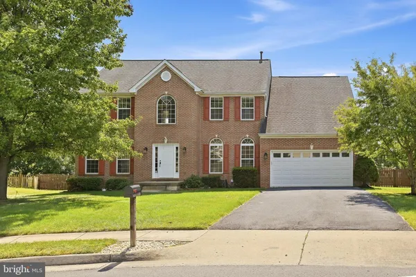 104 YARROW CT