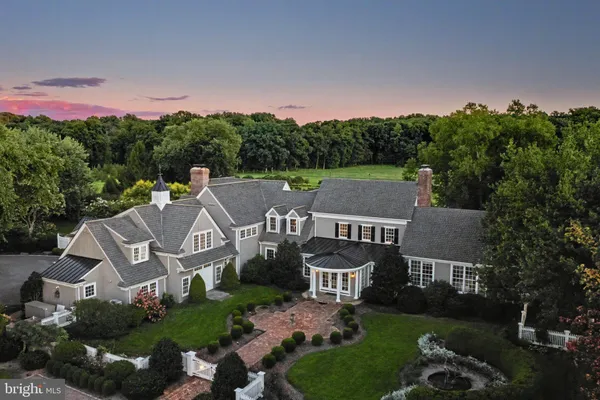 33 RITTENHOUSE RD