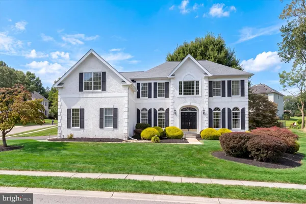 3 HANSON LN