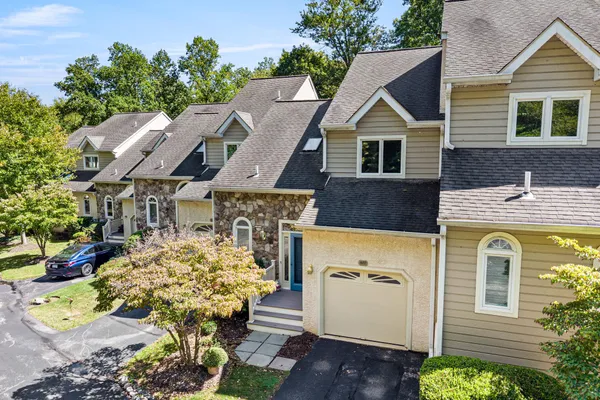 507 WATERS EDGE